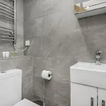 Stylish Studio In Heart Of London- Great Transport