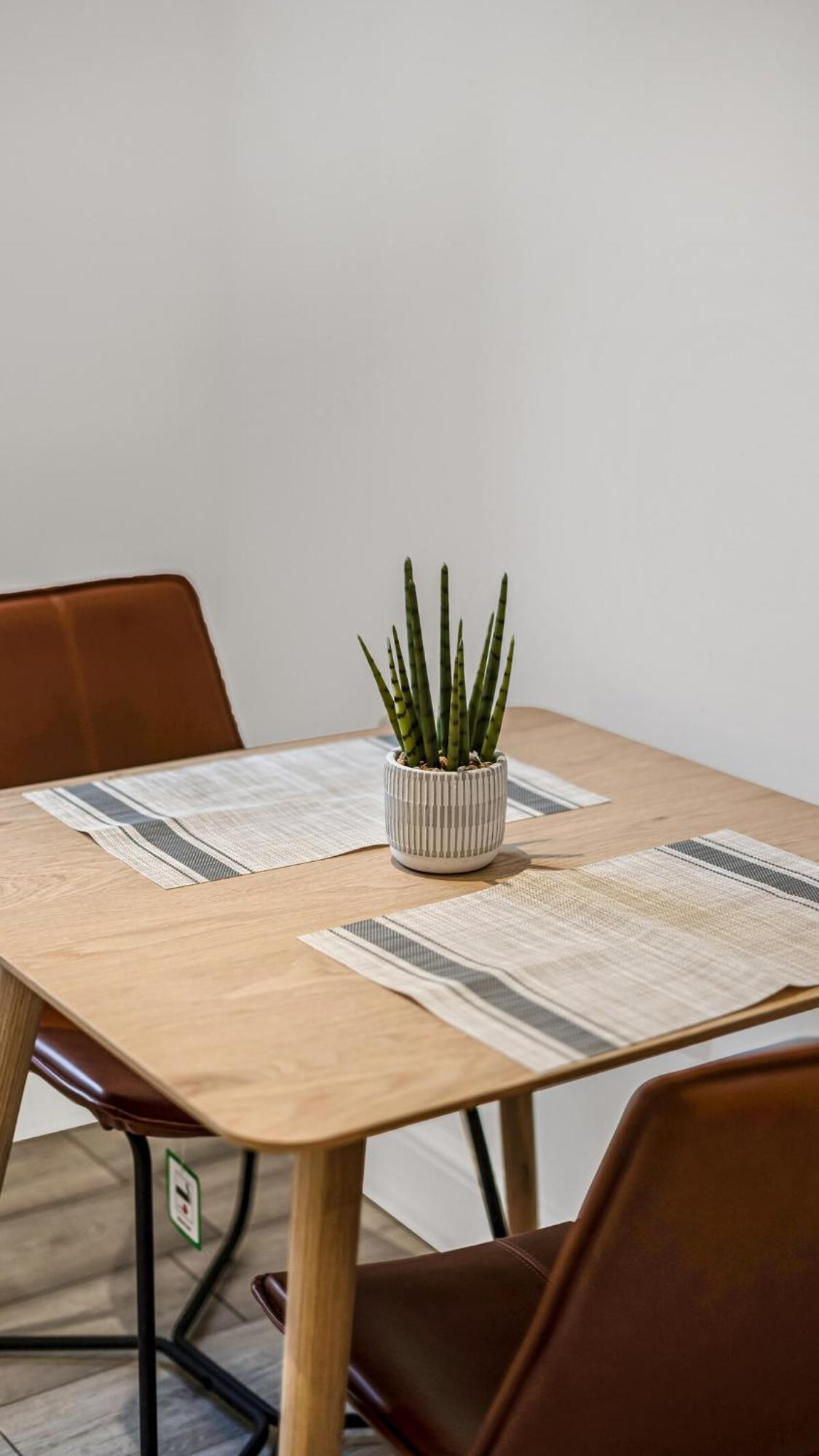 Apartment Stylish In Heart Of London- Great Transport
